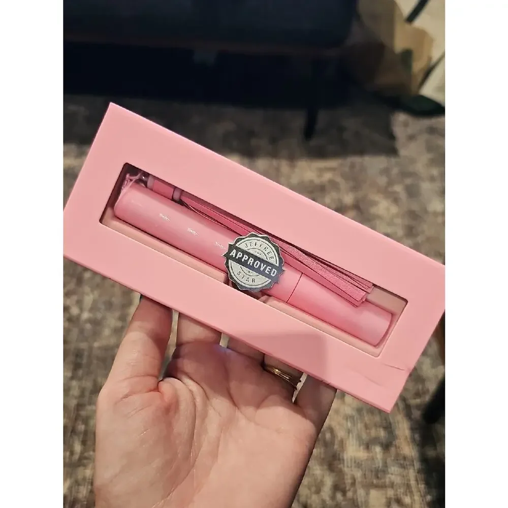 Jeffree Star Pink Black Mascara